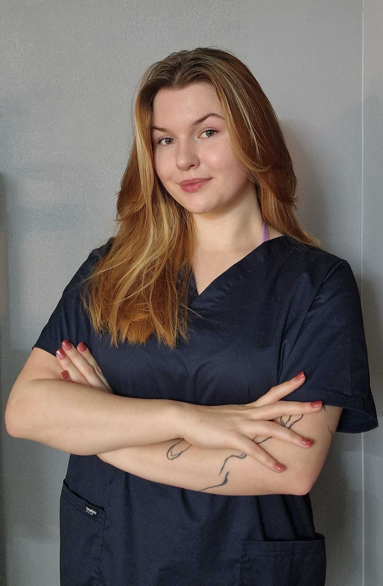 Fotografia przedstawiająca pracowniczkę